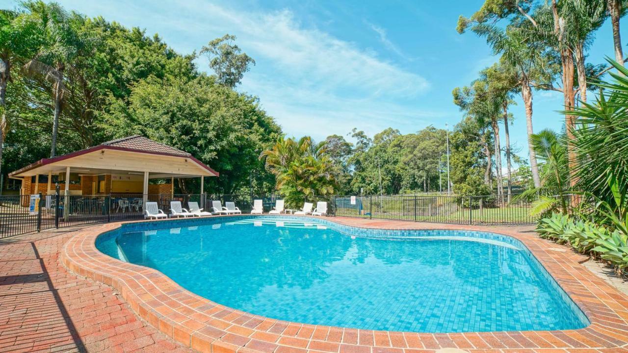 Country 2 Coast Motor Inn Coffs Harbour Exterior photo