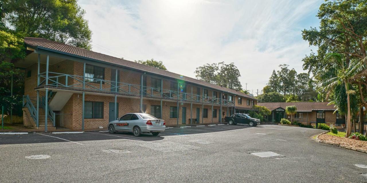 Country 2 Coast Motor Inn Coffs Harbour Exterior photo
